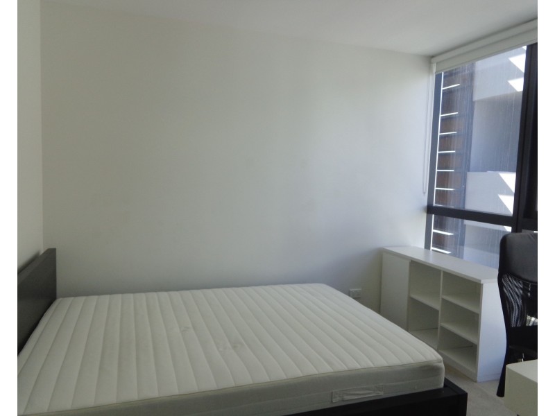 2406/5 Sutherland Street, Melbourne VIC 3000