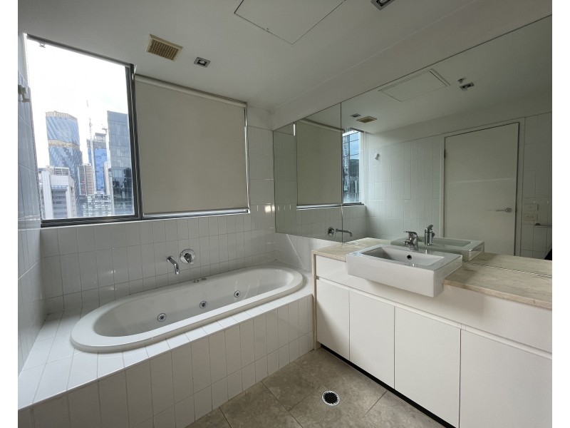 2901/8 Downie Street, Melbourne VIC 3000