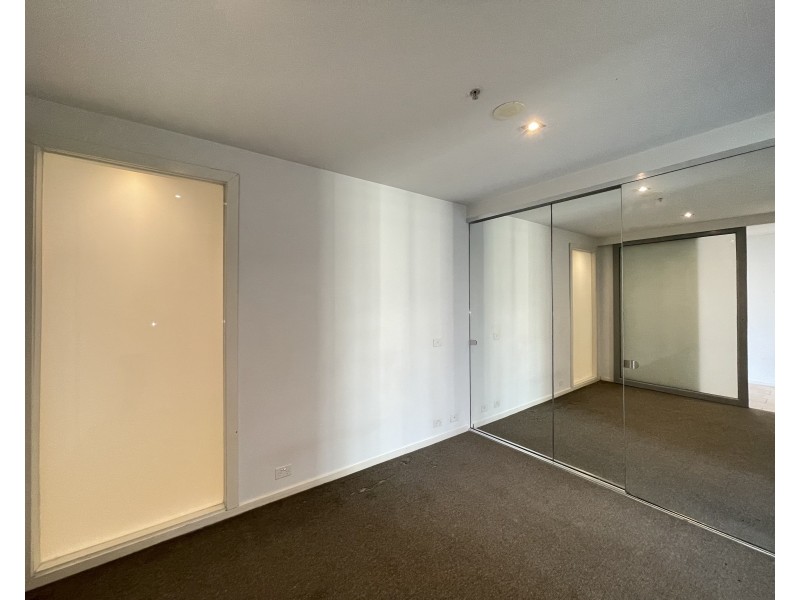 2004/8 Downie Street, Melbourne VIC 3000