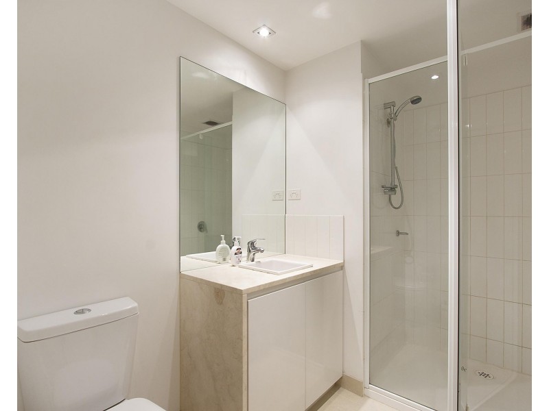 2004/8 Downie Street, Melbourne VIC 3000