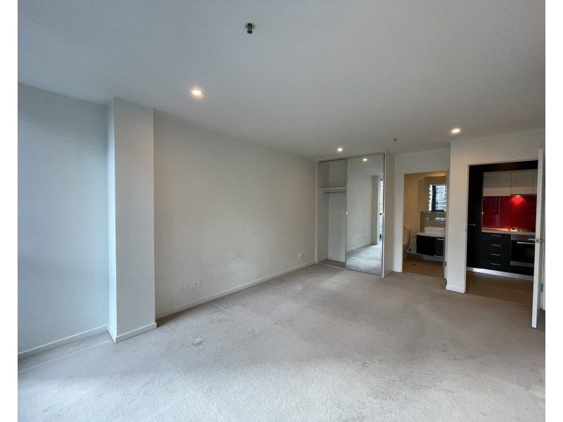 1605/8 Sutherland Street, Melbourne VIC 3000