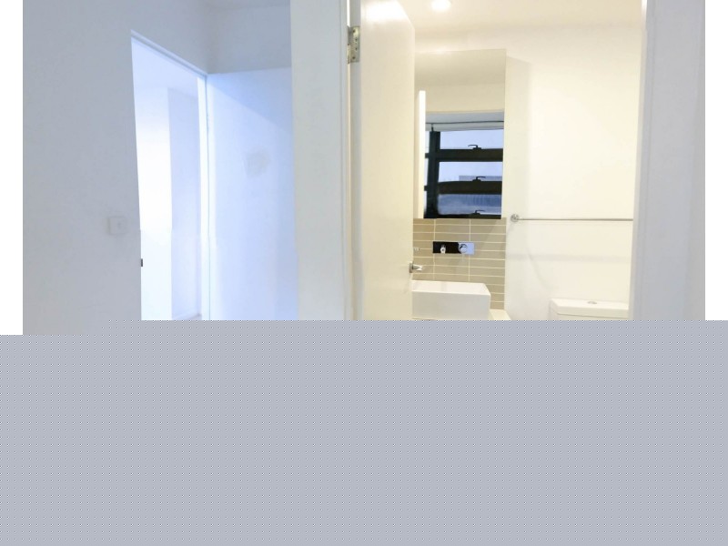 1309/8 Sutherland Street, Melbourne VIC 3000