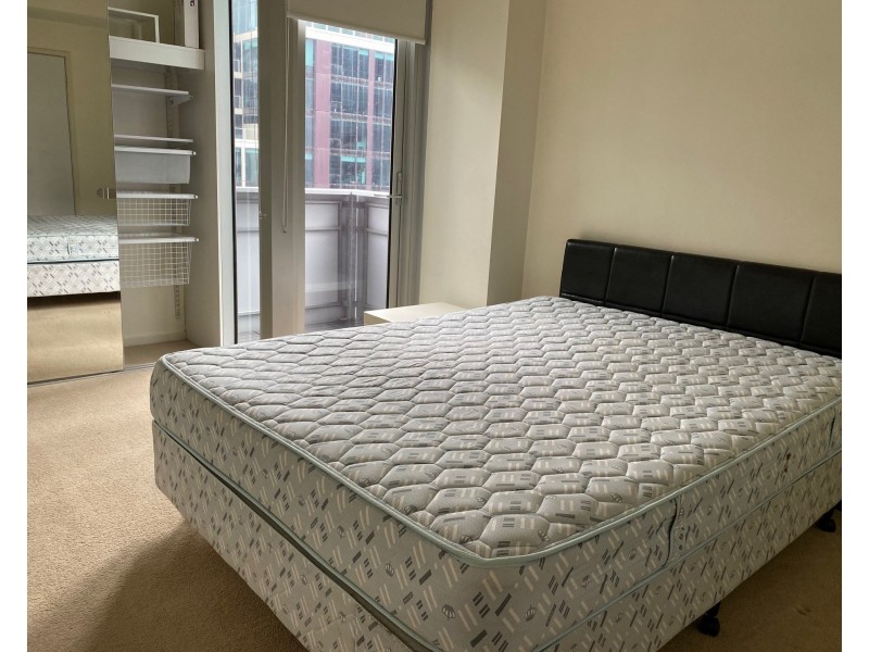 1705/25-33 Wills Street, Melbourne VIC 3000