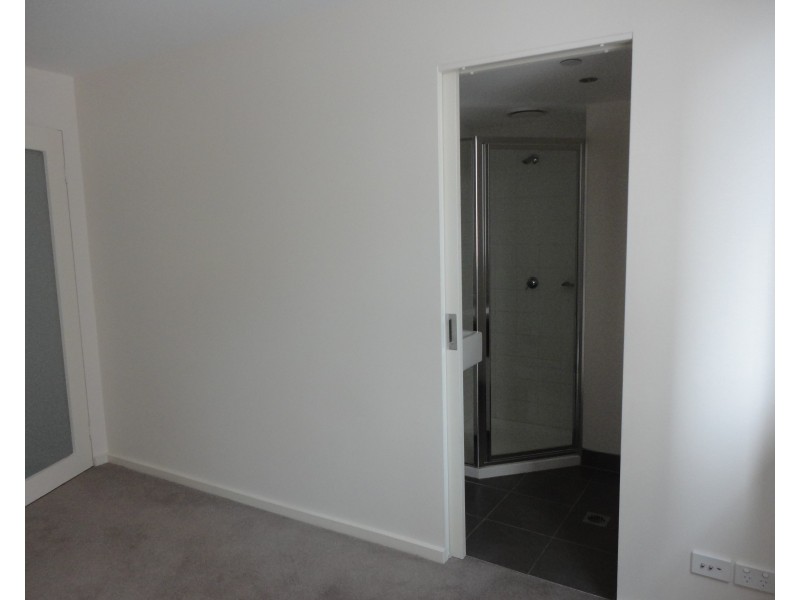 207/8 Exploration Lane, Melbourne VIC 3000