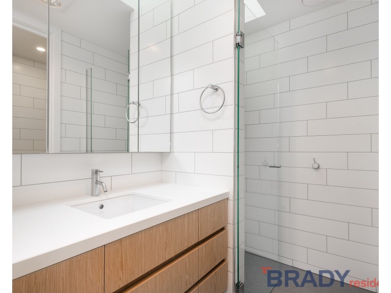 18/19 Landcox Street, Brighton East VIC 3187