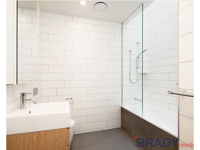 18/19 Landcox Street, Brighton East VIC 3187