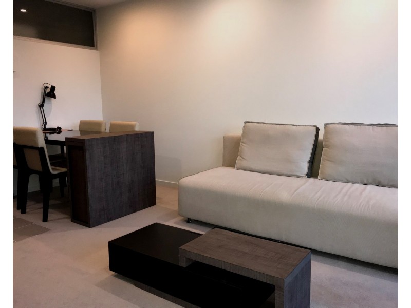 3207/5 Sutherland Street, Melbourne VIC 3000