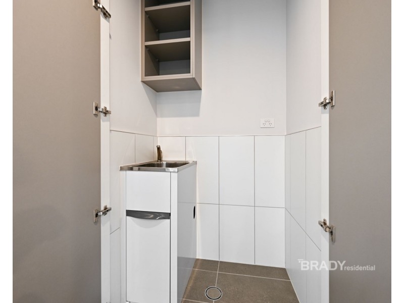 2410/371 Little Lonsdale Street, Melbourne VIC 3000