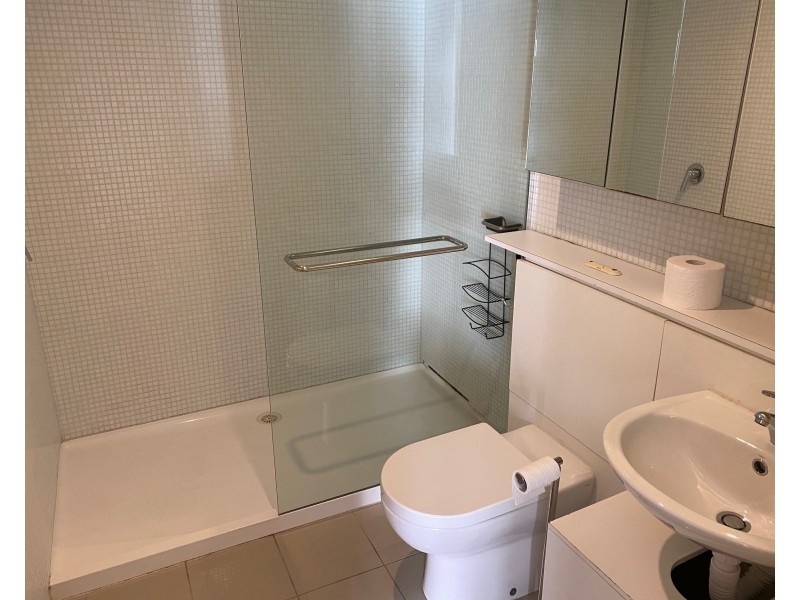 702/22-40 Wills Street, Melbourne VIC 3000