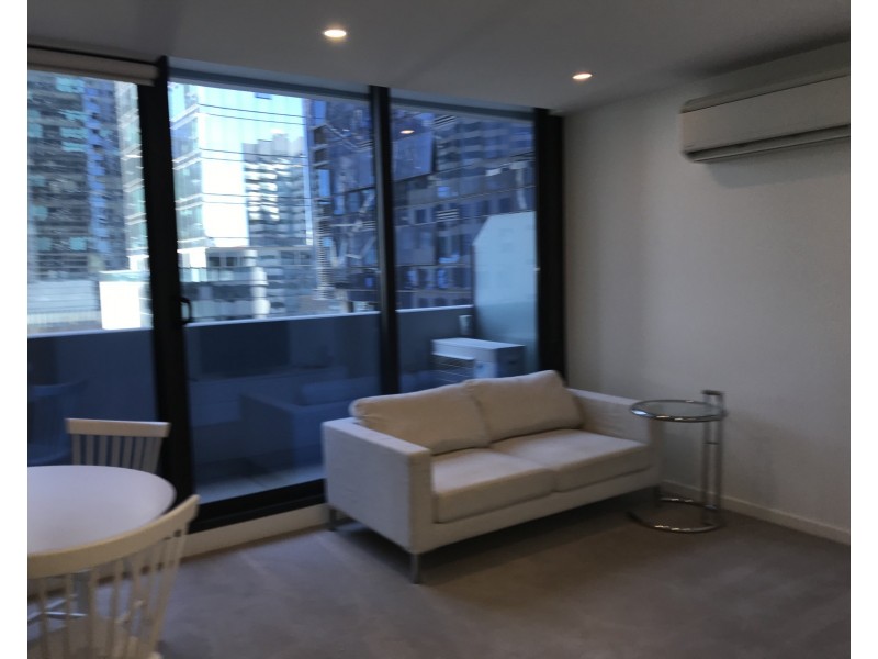 1302/5 Sutherland Street, Melbourne VIC 3000