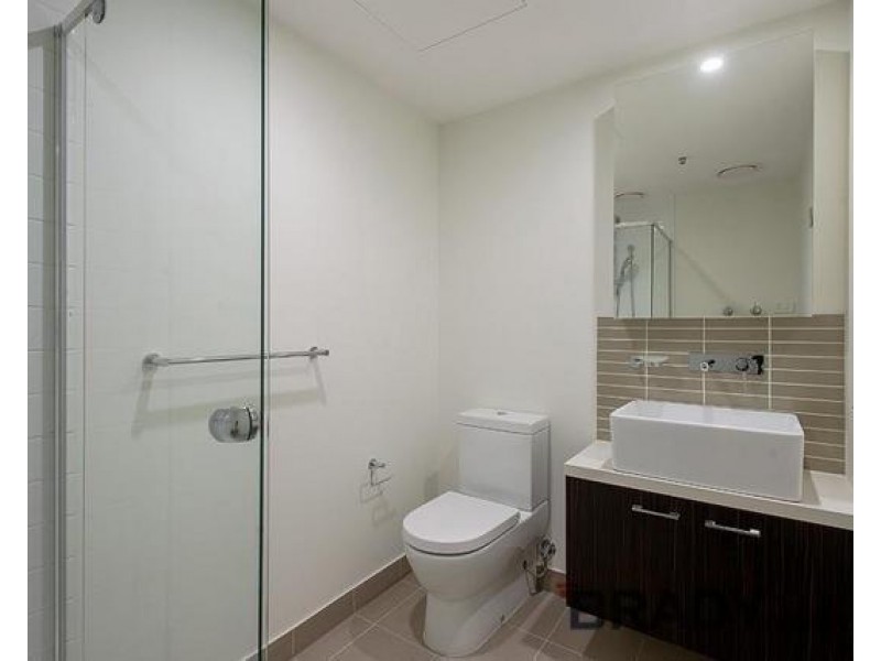 1302/5 Sutherland Street, Melbourne VIC 3000