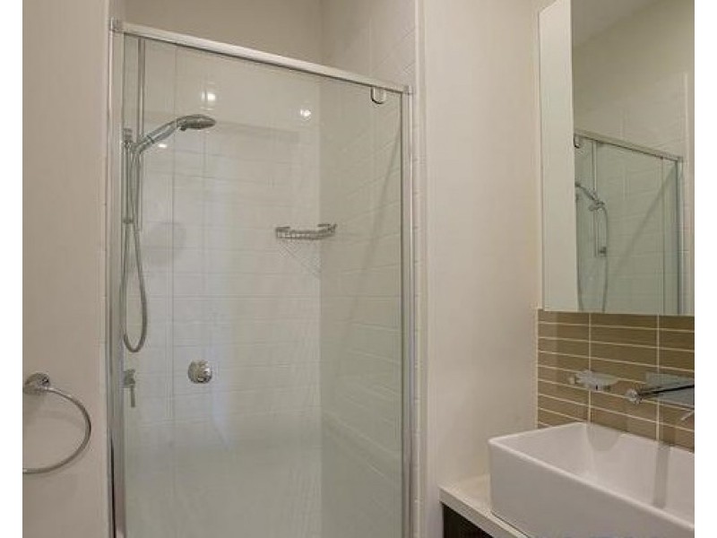 3406/5 Sutherland Street, Melbourne VIC 3000