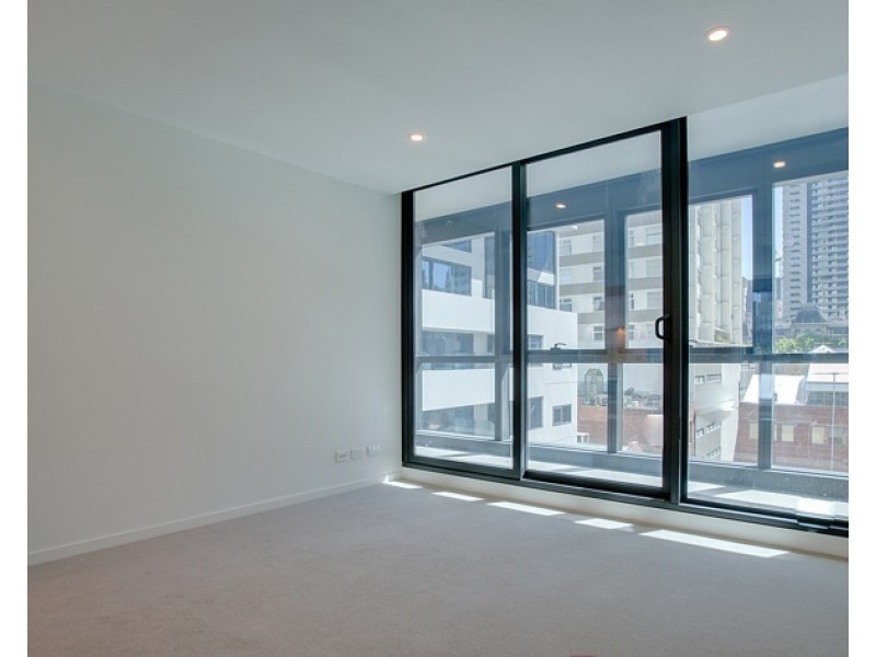 706/8 Sutherland Street, Melbourne VIC 3000