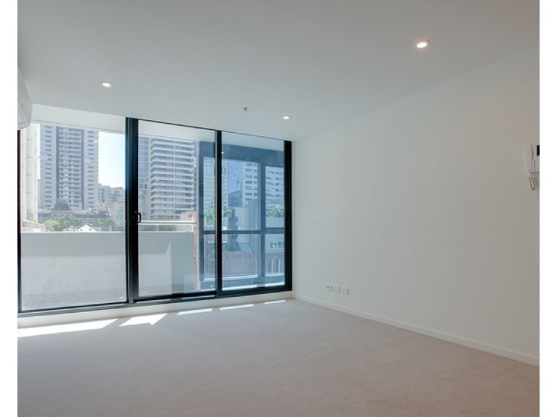 706/8 Sutherland Street, Melbourne VIC 3000