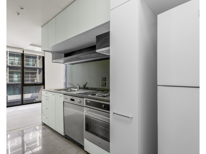 2203/22-40 Wills Street, Melbourne VIC 3000