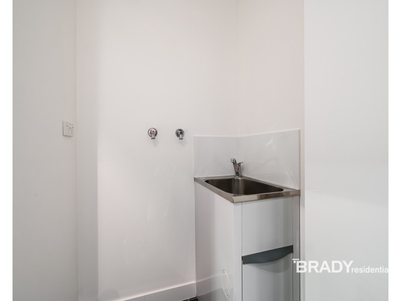 2307/231 Harbour Esplanade, Docklands VIC 3008