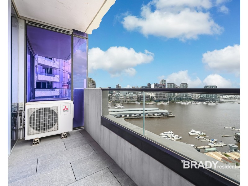 2307/231 Harbour Esplanade, Docklands VIC 3008