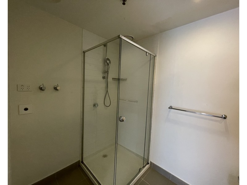 3002/5 Sutherland Street, Melbourne VIC 3000
