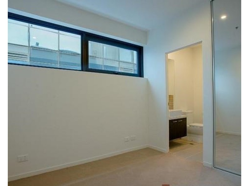 2503/5 Sutherland Street, Melbourne VIC 3000