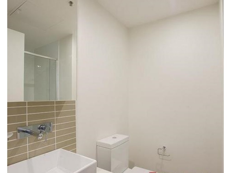 2503/5 Sutherland Street, Melbourne VIC 3000