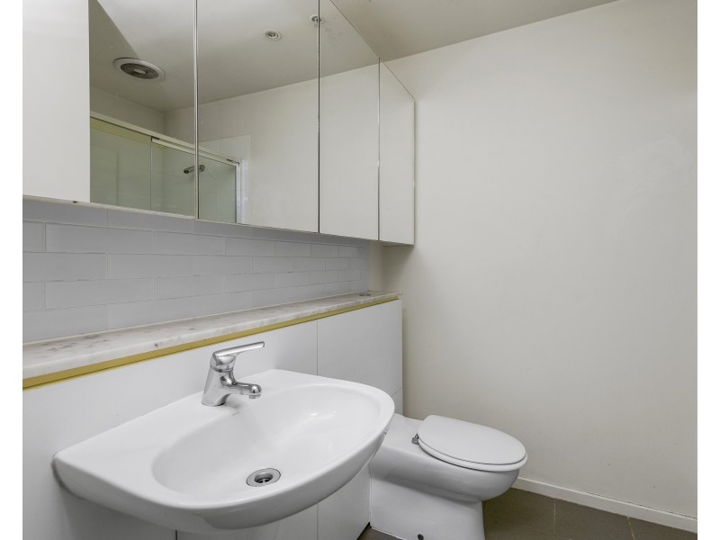 106/25-33 Wills Street, Melbourne VIC 3000