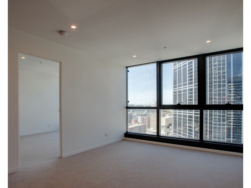 2008/8 Sutherland Street, Melbourne VIC 3000