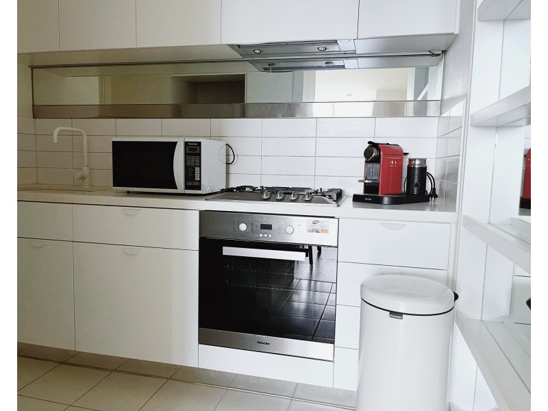 1701/500 Elizabeth Street, Melbourne VIC 3000