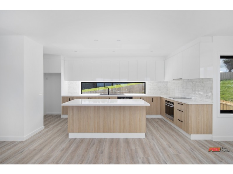 15 Hillcrest Avenue, Kilcunda VIC 3995