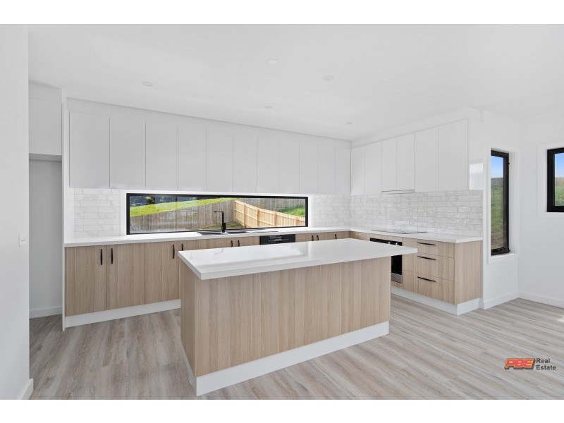 15 Hillcrest Avenue, Kilcunda VIC 3995