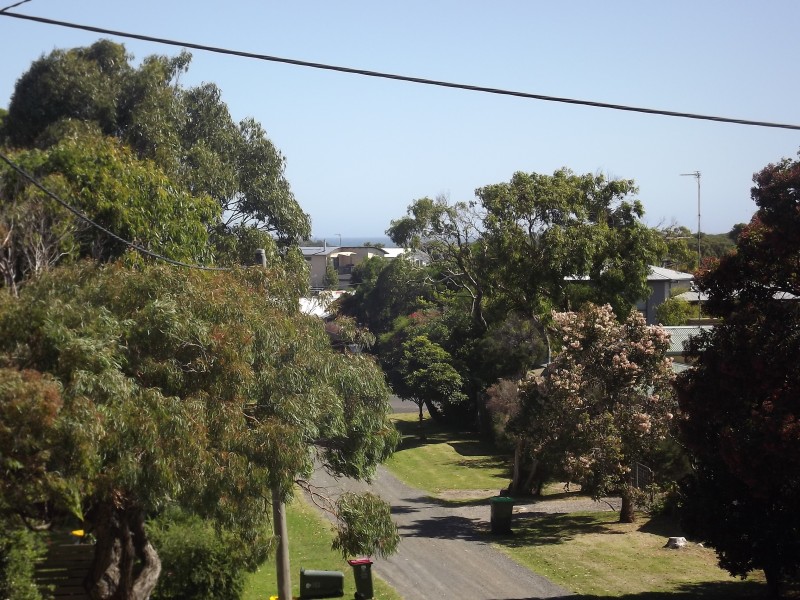 6 SCENIC ROAD, Cape Paterson VIC 3995