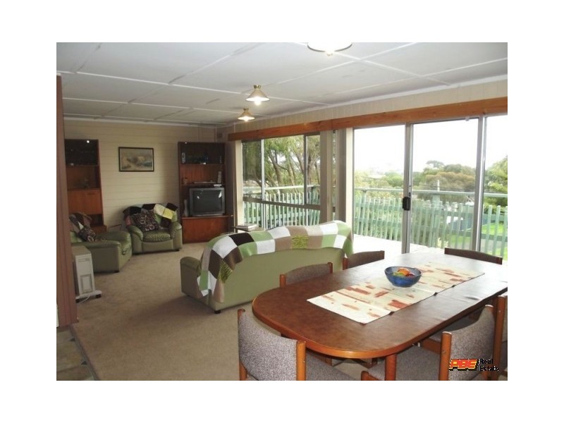 10 Scenic Rd, Cape Paterson VIC 3995