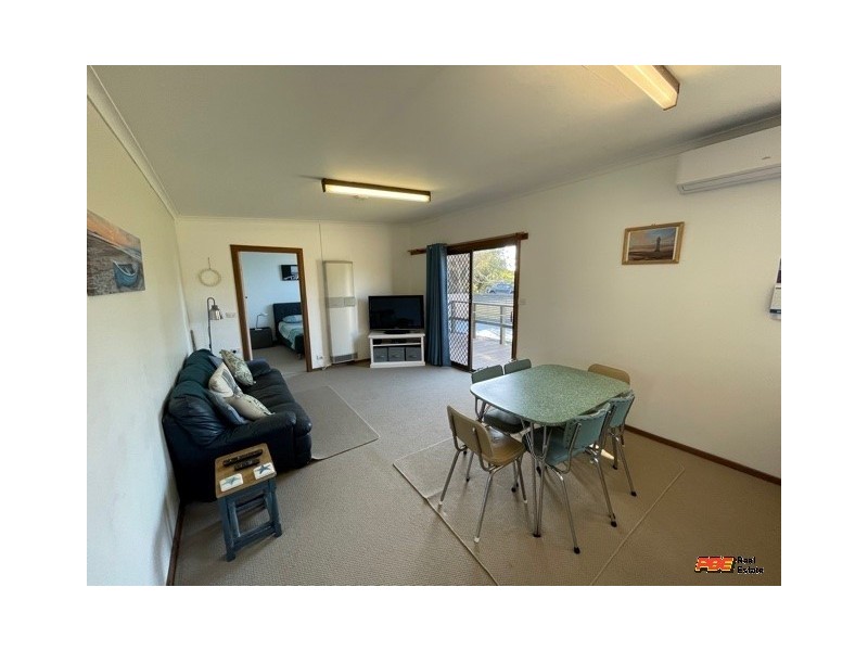 62 SURFBEACH RD, Cape Paterson VIC 3995