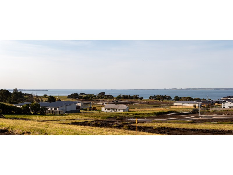 9/26 Elevation Crescent, San Remo VIC 3925