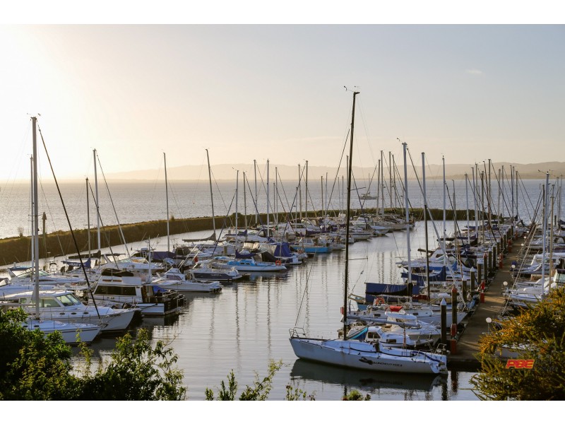 1/70 Potters Hill Road, San Remo VIC 3925