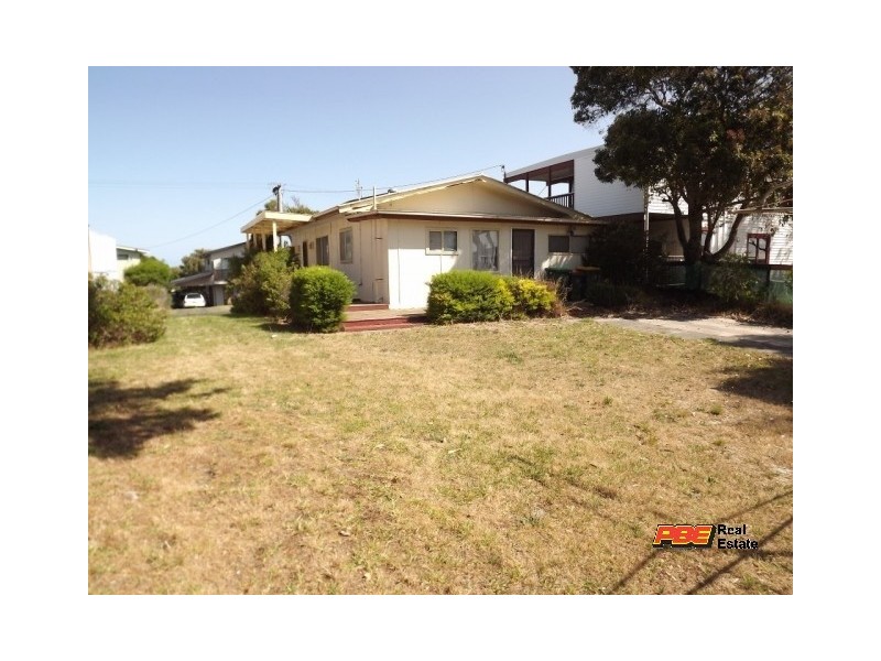 30 SPRAY STREET, Cape Paterson VIC 3995