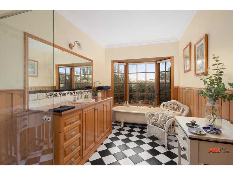 12 MOONAH STREET, Cape Paterson VIC 3995