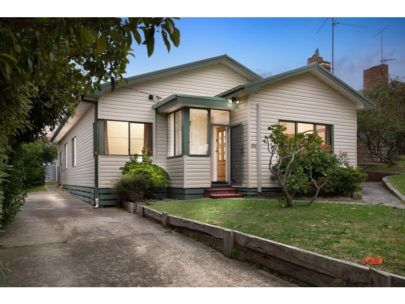 6 Caledonian Crescent, Wonthaggi VIC 3995