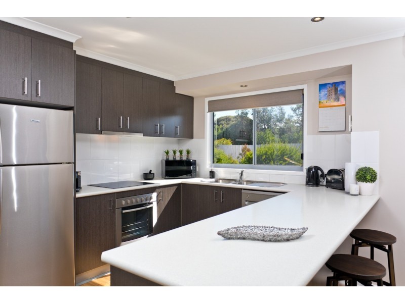 7 BLUE WATER CIRCLE, Cape Paterson VIC 3995