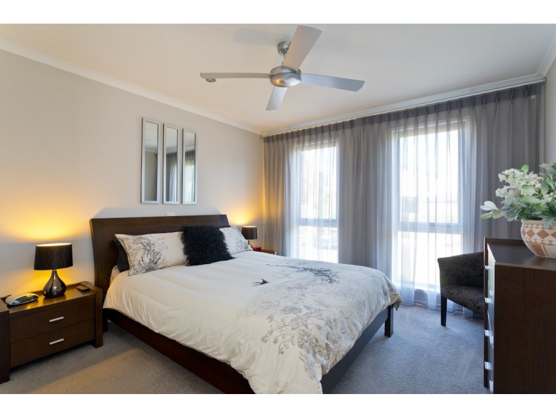 7 BLUE WATER CIRCLE, Cape Paterson VIC 3995