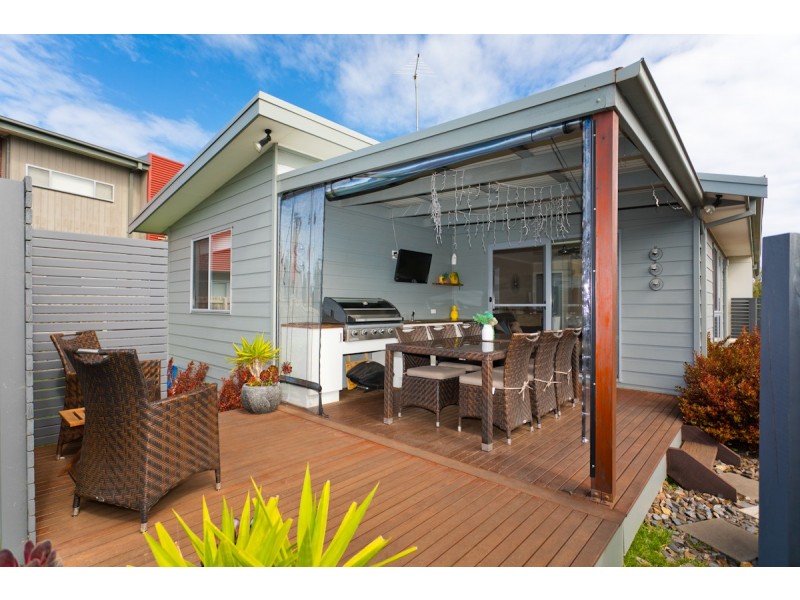 7 BLUE WATER CIRCLE, Cape Paterson VIC 3995