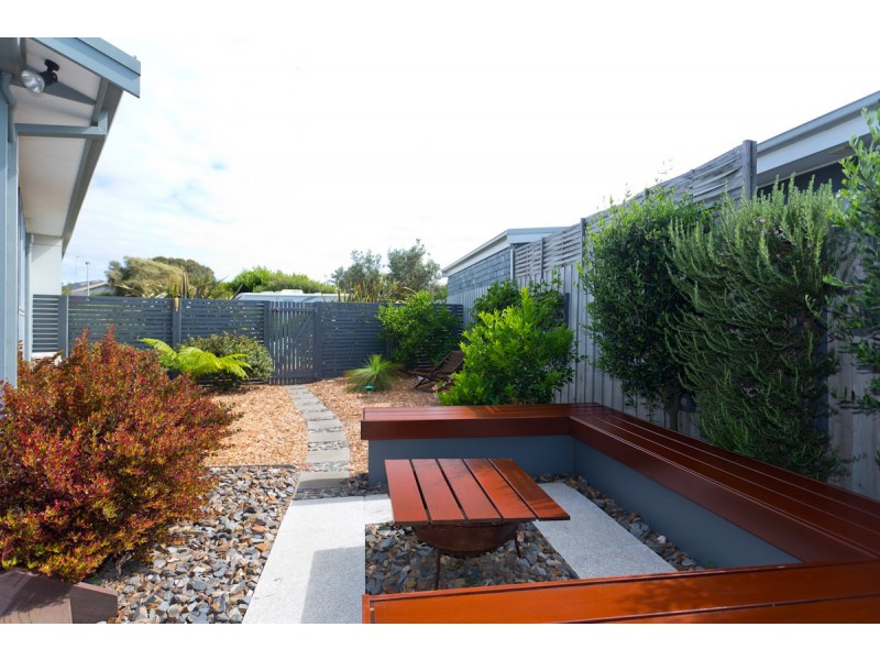 7 BLUE WATER CIRCLE, Cape Paterson VIC 3995