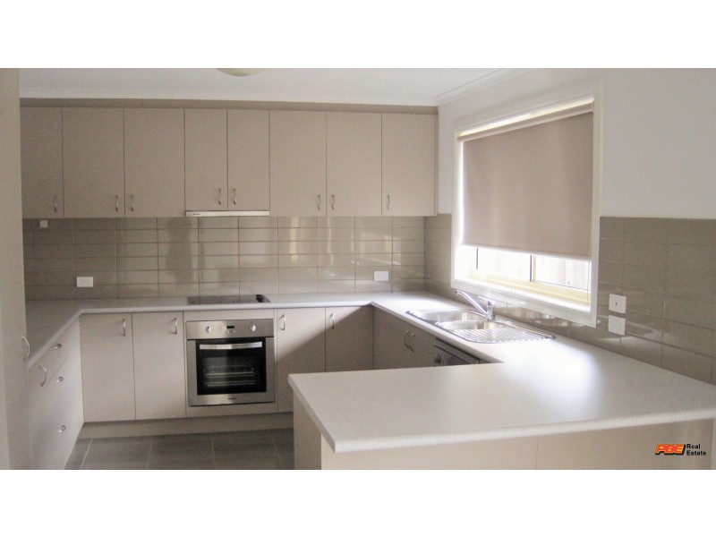 2/11 Turner Street, Wonthaggi VIC 3995