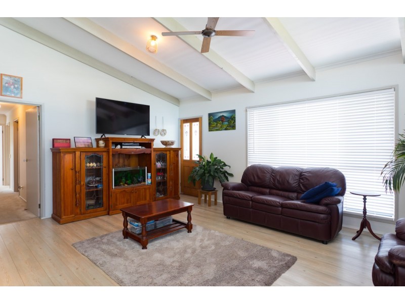 11 REEF STREET, Cape Paterson VIC 3995