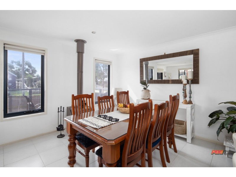 11 Cambridge Way, Wonthaggi VIC 3995