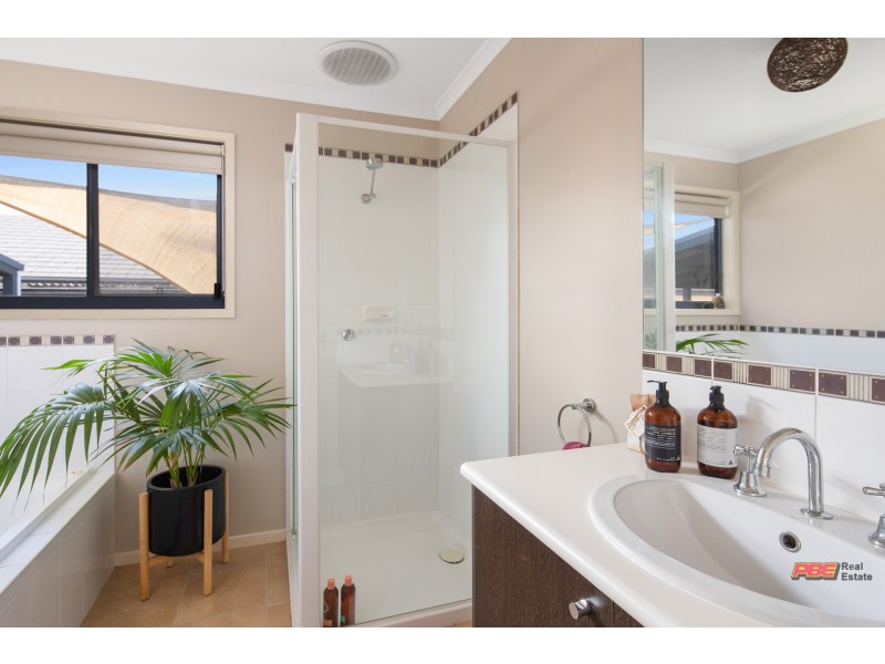 11 Cambridge Way, Wonthaggi VIC 3995