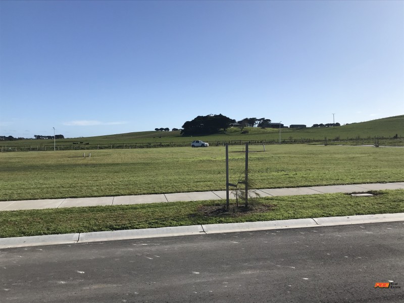 42/30 McRae Drive, Dalyston VIC 3992