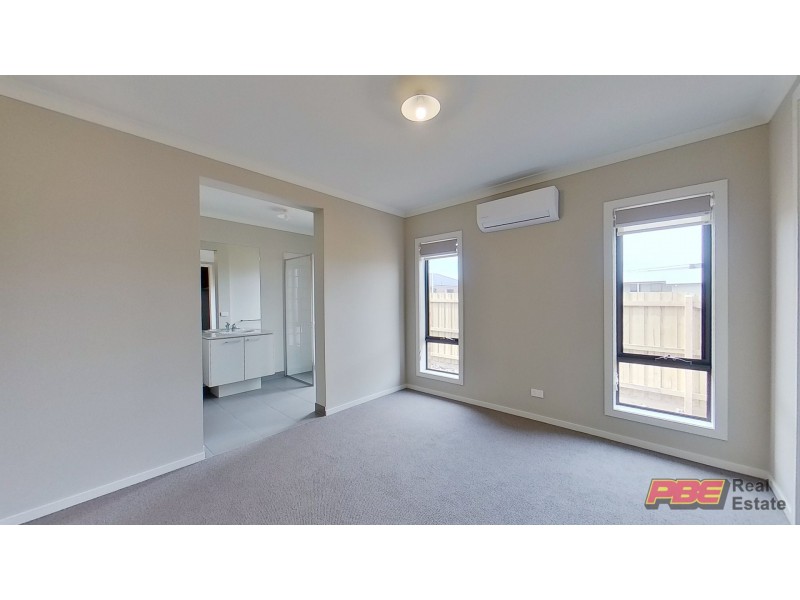 10 Barrier Avenue, Dalyston VIC 3992