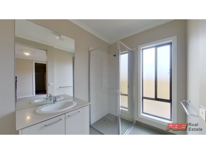 10 Barrier Avenue, Dalyston VIC 3992