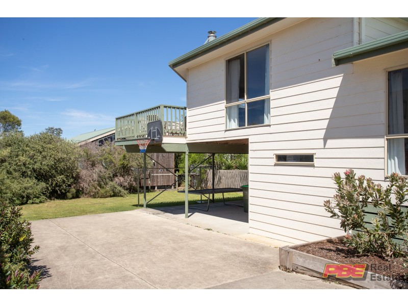 31 CORAL STREET, Cape Paterson VIC 3995