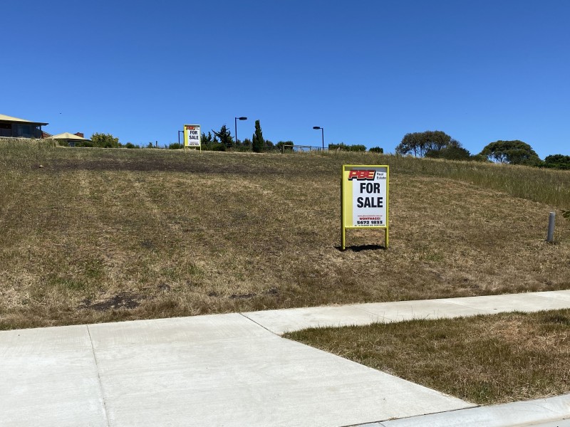 1/30 Elevation Crescent, San Remo VIC 3925